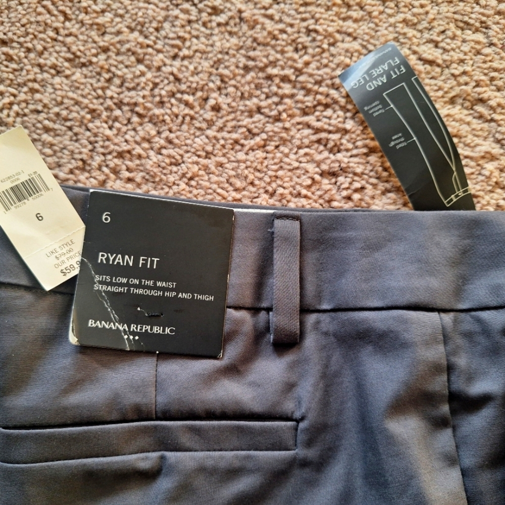 Brand new banana Republic dress pants size 6